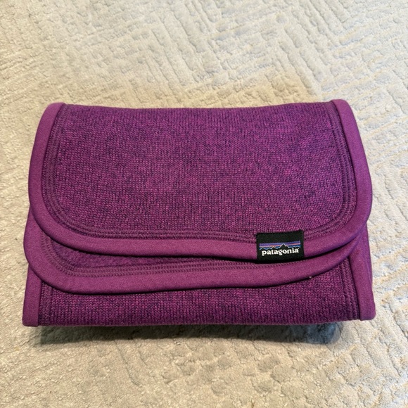 Patagonia Better Sweater Fleece scarf purple 8.5” x 66” - Picture 2 of 3